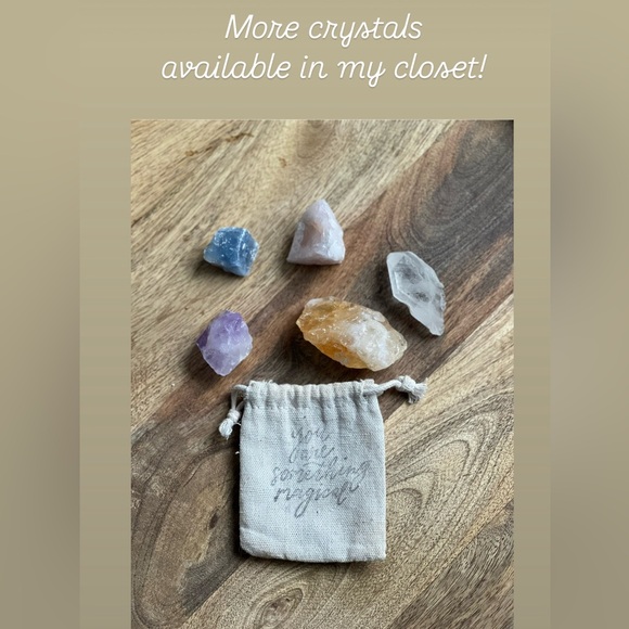 Clear Quartz Crystal - Picture 3 of 4